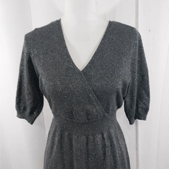 NWOT! LIZ CLAIBORNE! GORGEOUS CHARCOAL GRAY & SILVER METALLIC BELTED DRESS! SZ M - Picture 4 of 11